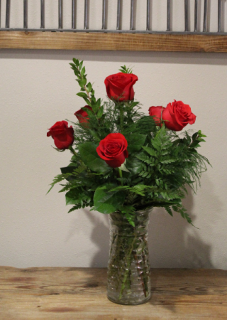 6 Red Rose Vase Design Roses