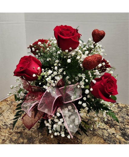 6 Roses 2 Hearts