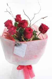 6 stems of Red Roses bouquet
