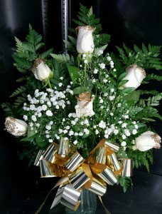 6 WHITE GLITTER ROSES FLOWERS