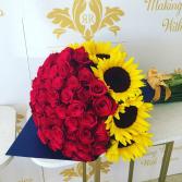 80 premium roses and 8 Big Sunflowers Bouquet Roses & Sunflowers