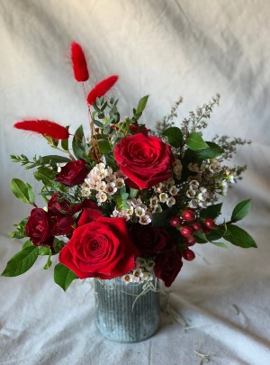 $90 Seasonal Arrangement 