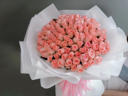 99/st pink roses bouquet  