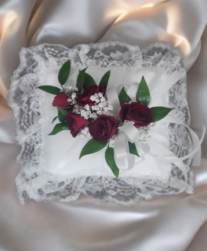 Satin Square Pillow with Red FHF-964 