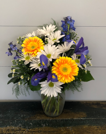 A Brighter Day Vase Arrangement in Bluffton, SC | BERKELEY FLOWERS & GIFTS