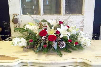 White Christmas Centerpiece In Greensboro Nc Sedgefield Florist