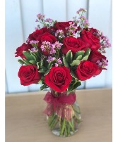 A Classic Dozen Roses