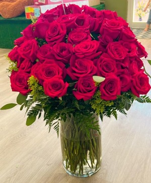 A hundred roses for you bouquet