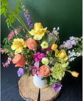 A Mother's Love Vase Arrangement in Winchendon, Massachusetts | Ruschioni’s Flowers and Gifts