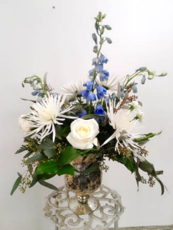 A Study in Blue Fresh Arrangement
