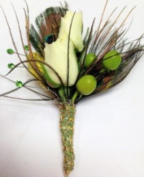 A Touch O' Green Bout Boutonniere