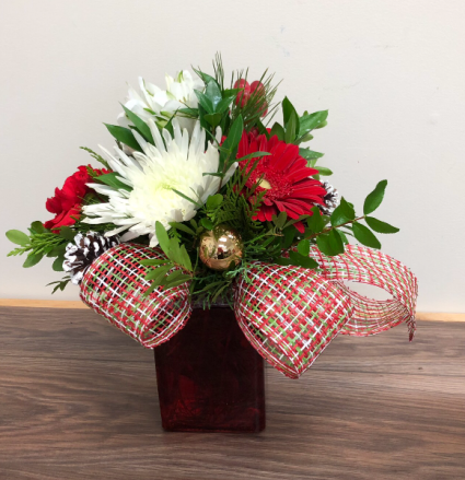   A Touch of Christmas Christmas Arrangement 