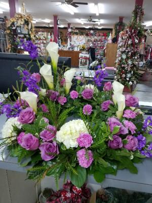 A Tribute in Lilac Cremation urn wreath