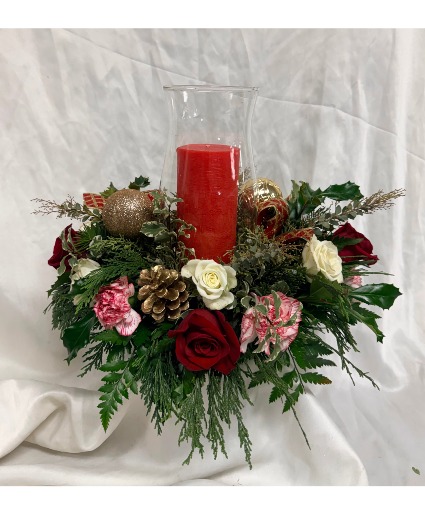 A Very Merry Centerpiece Christmas Arrangement