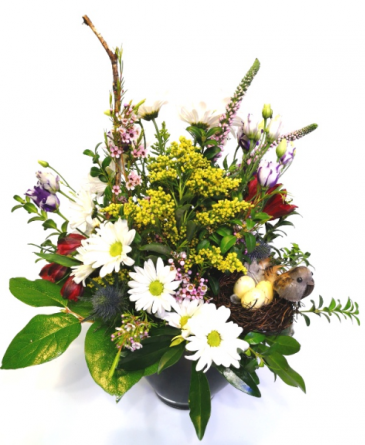 A Walk in the Meadow Container Arragement in Invermere, BC | INSPIRE FLORAL BOUTIQUE