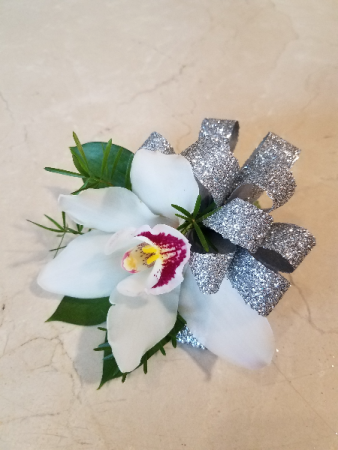 Ace and TJ's - 2nd Chance Prom  Corsage and Boutonniere  Select Friday As Delivery Date For Delivery To The Prom on Saturday