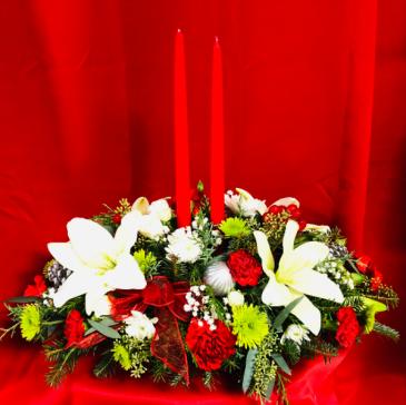 All I Want For Christmas Table Centerpiece in Immokalee, FL | B-HIVE FLOWERS & GIFTS