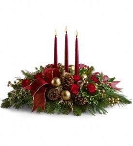 All is Bright Christmas Centerpiece in Seguin, TX | DIETZ FLOWER SHOP & TUXEDO RENTAL