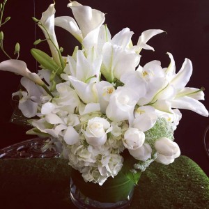 All white compact floral vase bouquet
