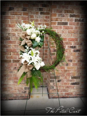 ALL WHITE GRAPEVINE WREATH STAND