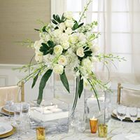 All White Magic Reception Centerpiece