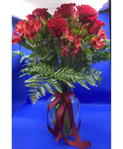 ALSTRA WITH LOVE  ROSES AND PERUVIAN LILIES