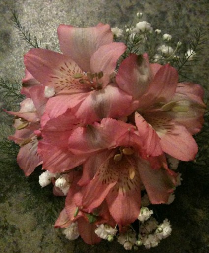 Alstromeria Corsage PICKUP IN STORE ONLY