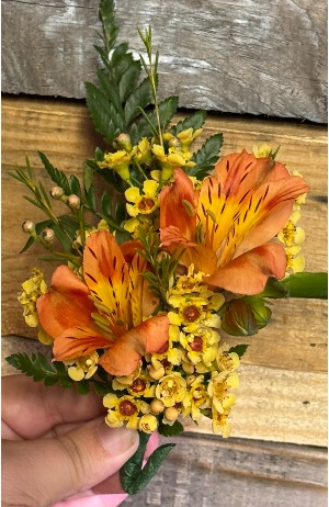 Alstromeria Sunset Boutonniere