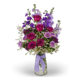 Always a Queen Arrangement in Roswell, NM | BARRINGER'S BLOSSOM SHOP Always a Queen Arrangement in Roswell, NM | BARRINGER'S BLOSSOM SHOP