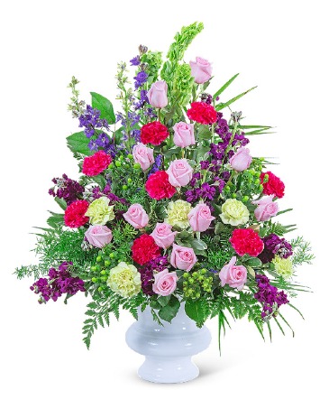 Always Remembered Urn Sympathy in Nevada, IA | Flower Bed Always Remembered Urn Sympathy in Nevada, IA | Flower Bed