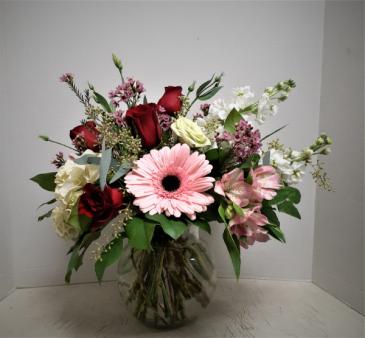 Amour  in Tottenham, ON | TOTTENHAM FLOWERS & GIFTS