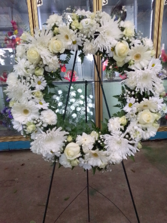 White wreath Large white stand wreath