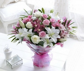 ANGELIC WINGS OF LOVE HAND TIED BOUQUET