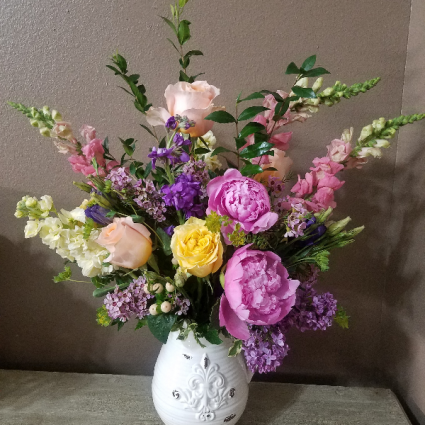 Antique Rose Vase arrangement