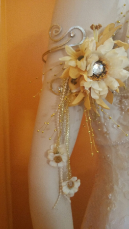 arm corsage wedding