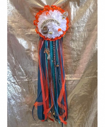 Arm Homecoming Mum Corsage in El Paso, TX | ANGIE'S FLORAL DESIGN & GIFTS