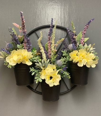 (ARTIFICIAL) wagon wheel with silk wildflowers Wall Décor