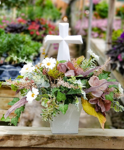 Artificicial Arrangement with white Cross 