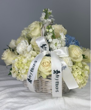 Ary Blooms Basket Basket