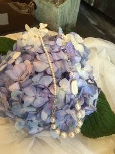 Asymmetrical Cultured Pearl Necklace Gift