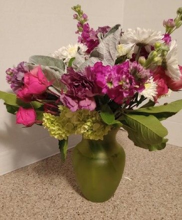 August Bithstone Bouquet Vase of flowers in color of August birthstone, in Pittsfield, MA | NOBLE'S FARM STAND AND FLOWER SHOP August Bithstone Bouquet Vase of flowers in color of August birthstone, in Pittsfield, MA | NOBLE'S FARM STAND AND FLOWER SHOP