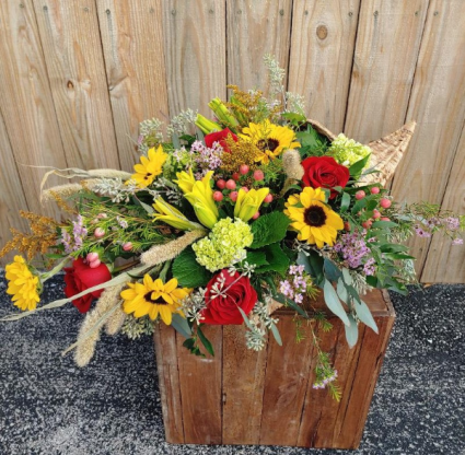 Autumn Bounty Harvest Cornucopia