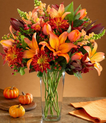 Autumn hedgerow vase arrangement