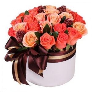 Romance Hat Box in Ozone Park, NY | Heavenly Florist Romance Hat Box in Ozone Park, NY | Heavenly Florist