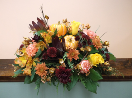 AUTUMN'S BOUNTY CENTERPIECE