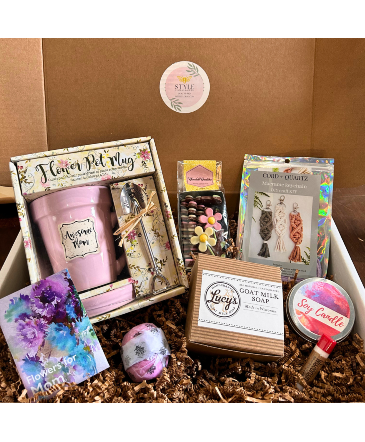 Awesome Mom Gift Basket  in Mazomanie, WI | B-STYLE FLORAL AND GIFTS