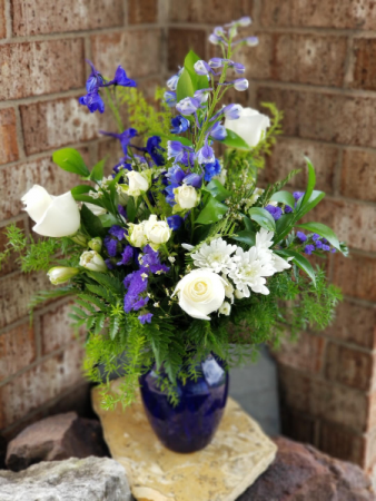 Azul Admirations Bouquet