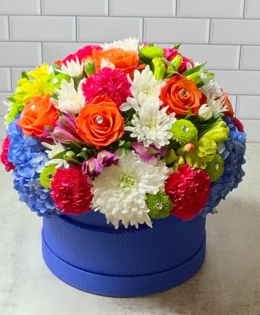 AZUL Floral Box in Memphis, TN | Something Pretty Too Flower And Gifts
