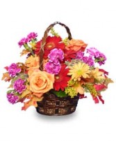GARDEN CRESCENDO Floral Basket