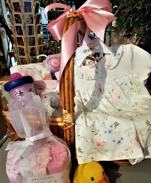 BABY LOVE BASKET FOR BABY GIRL OR BABY BOY